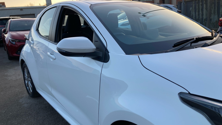 Toyota Yaris 1.5 Hybrid Icon 5dr CVT Hybrid Hatchback